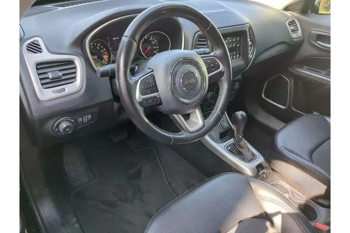 $19000 : Jeep Compass 2019 4x4 Latitu image 10