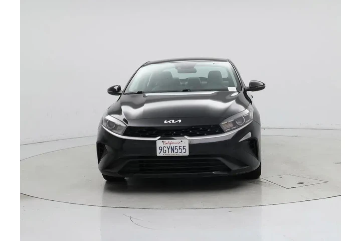 $17998 : Kia Forte 2023 LXS 4dr Sedan image 5