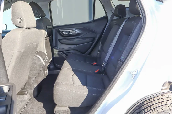 $19388 : 2024 Terrain FWD 4dr SLE image 8