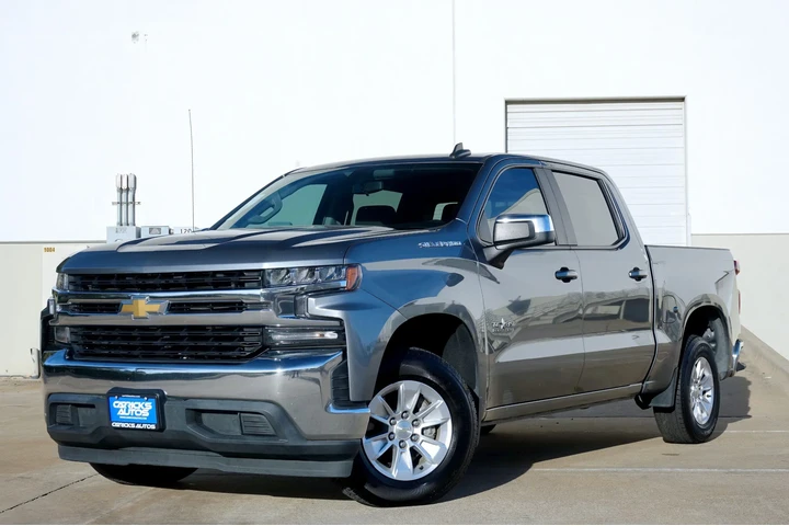 $27995 : 2021 Silverado 1500 2WD Crew image 2