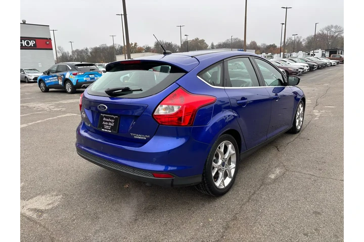 $5980 : 2014 Focus 5dr HB Titanium image 2