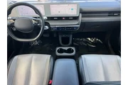 $20899 : Hyundai IONIQ 5 2022 AWD SE thumbnail