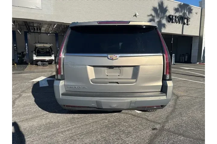 $35562 : Cadillac Escalade 2019 4x4 L image 6