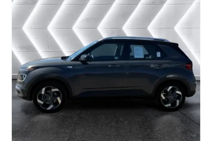 $21995 : Hyundai VENUE 2025 Limited 4 image 4