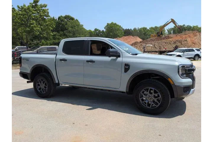 $35309 : Ford Ranger 2024 4x4 XLT 4dr image 2