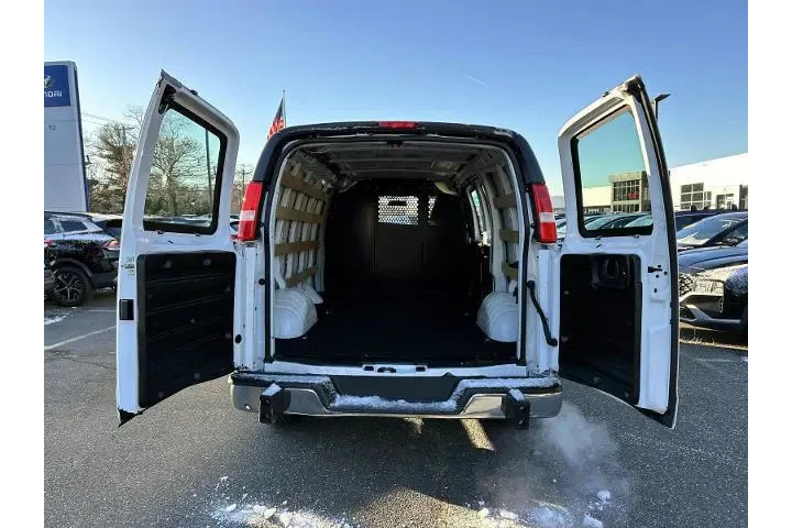 $31888 : Chevrolet Express 2024 2500 image 8