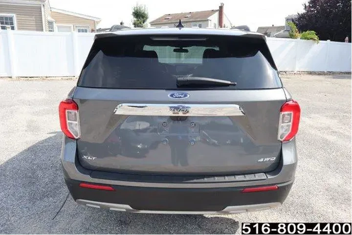$33447 : Ford Explorer 2023 AWD XLT 4 image 7