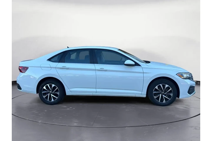 $18304 : Volkswagen Jetta 2024 S 4dr image 6