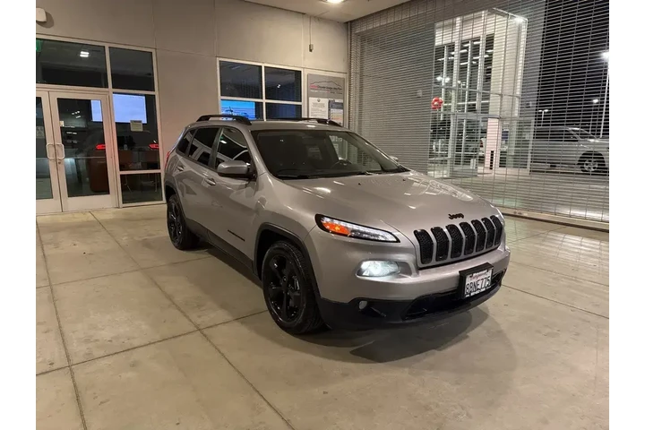 $14998 : Jeep Cherokee 2018 Latitude image 2