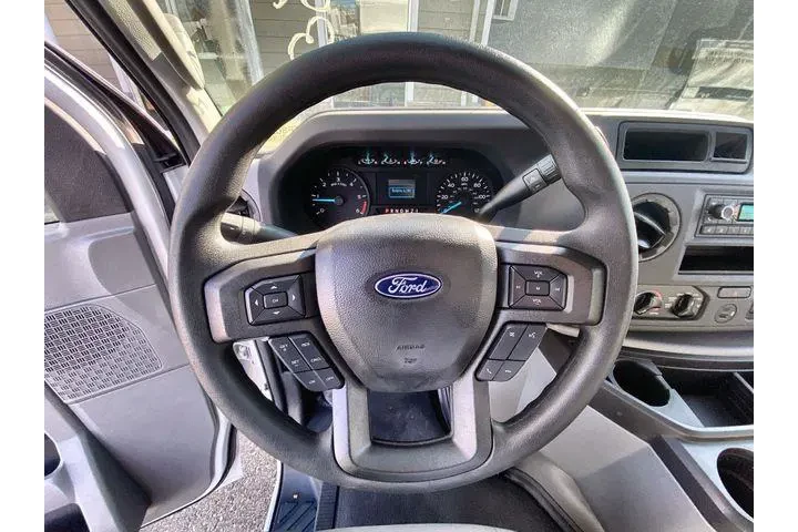 $38125 : Ford E-Series 2024 E-350 SD image 6