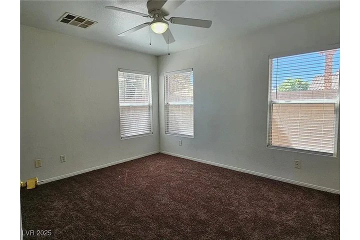 $800 : Beautiful Home...Las Vegas, NV image 4