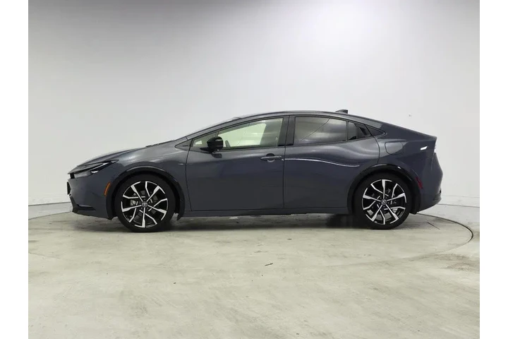 $33998 : Toyota Prius Prime 2024 XSE image 3