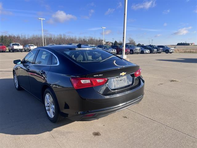 $11994 : Pre-Owned 2018 Malibu LT image 4