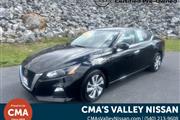 $21174 : PRE-OWNED 2022 NISSAN ALTIMA thumbnail