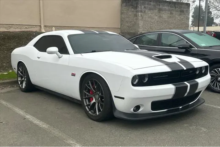$33990 : Dodge Challenger 2015 SRT 39 image 2