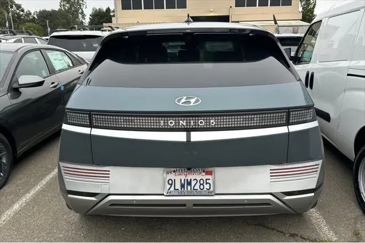 $32990 : Hyundai IONIQ 5 2024 Limited image 6