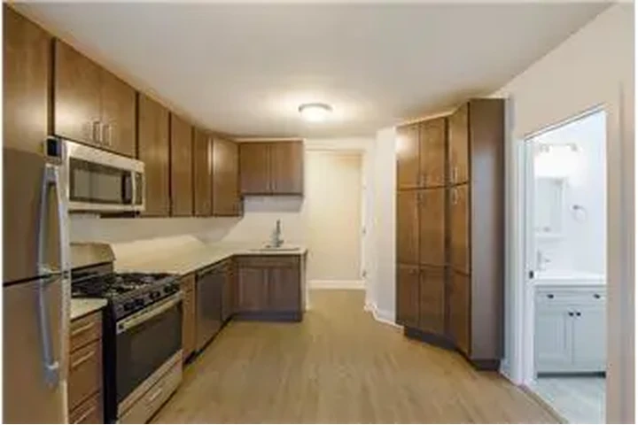 $3295 : Rental property with 3 bedro image 9