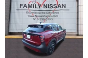 $37348 : Nissan Kicks 2025 AWD SV 4dr thumbnail