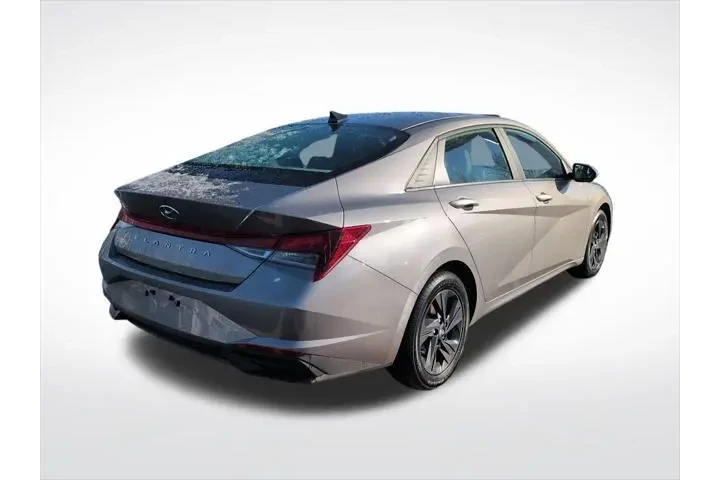 $16900 : Hyundai ELANTRA 2023 SEL 4dr image 8