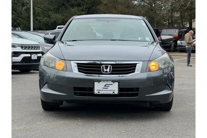 $9995 : Honda Accord 2010 LX 4dr Sed image 2