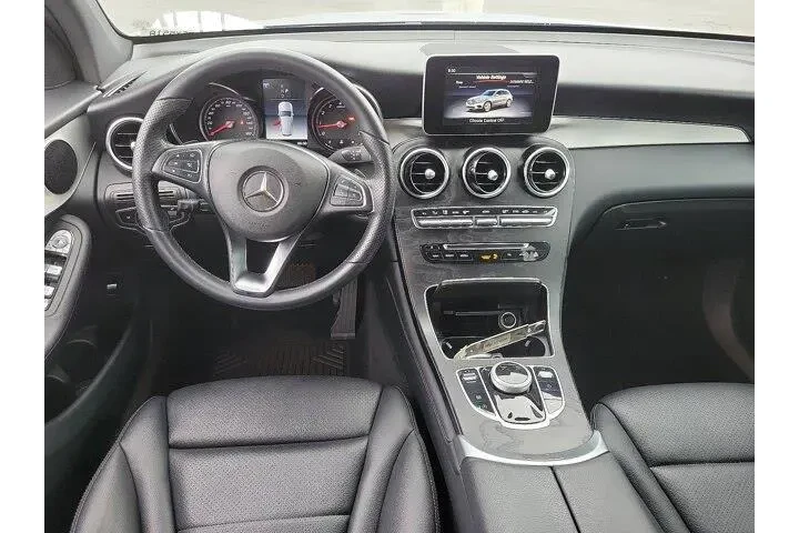 $18000 : Mercedes-Benz GLC 2019 GLC 3 image 4