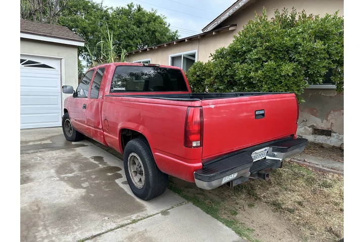 $2000 : 1994 CHEVROLET PICKUP image 2