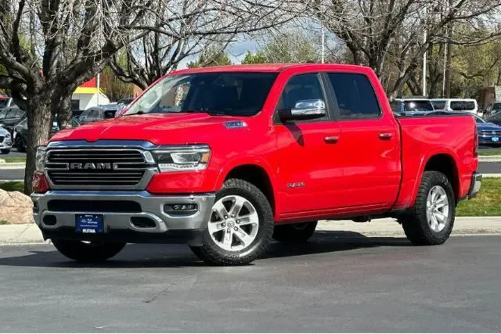 $36995 : Ram 1500 2022 4x4 Laramie 4d image 1