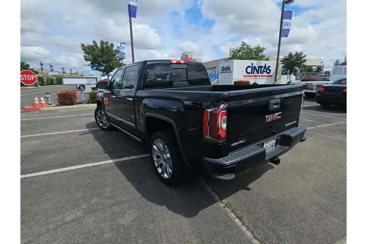 $25000 : GMC Sierra 1500 2018 4x4 Den image 6