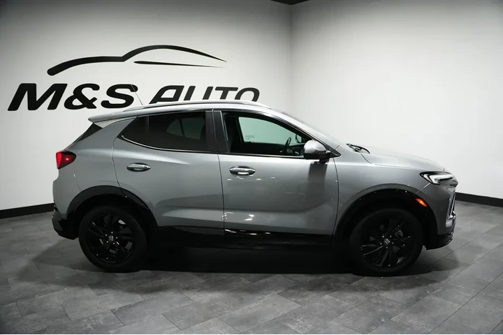 $18675 : 2024 Encore GX Sport Touring image 5