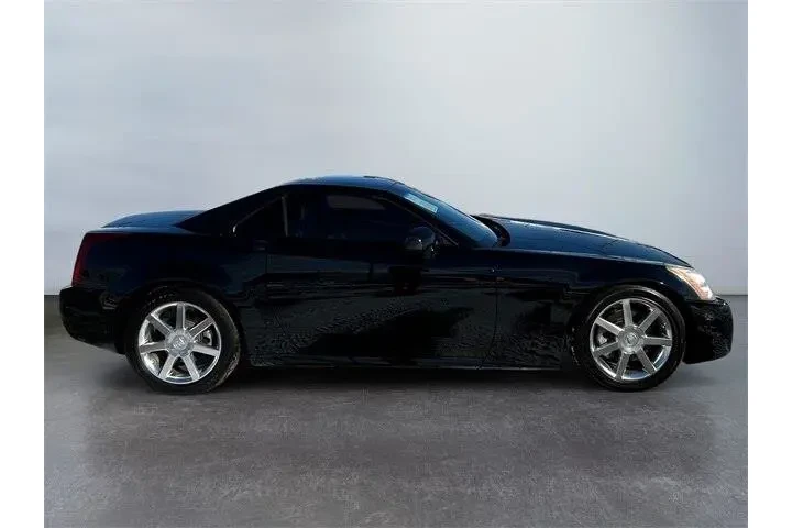 $16991 : Cadillac XLR 2005 2dr Roadst image 6