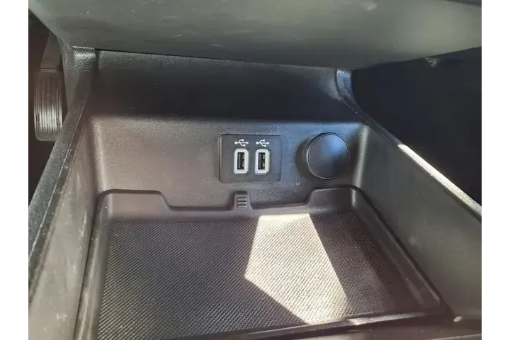 $13999 : Ford Fusion 2019 SE 4dr Seda image 8