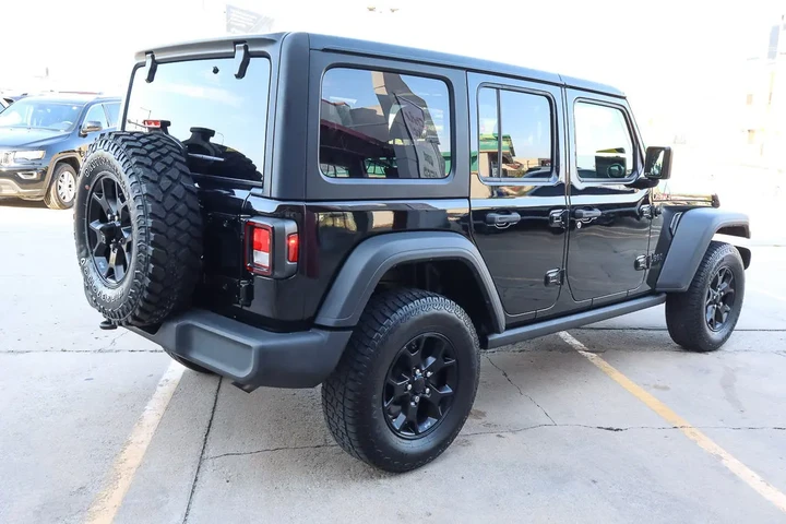 $25488 : 2021 Wrangler Unlimited Willy image 5