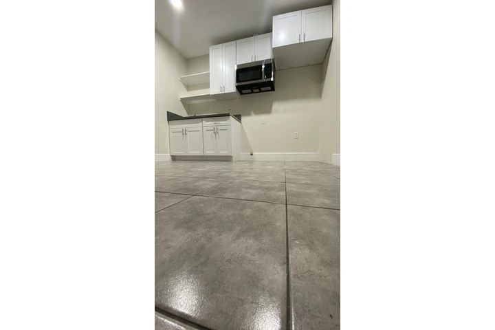 $1600 : 1 Recámara y 1 Baño en Renta image 3