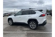 $30981 : Toyota RAV4 2024 XLE Premium thumbnail
