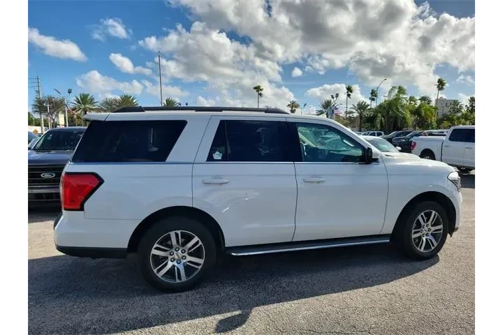 $35991 : Ford Expedition 2022 4x2 XLT image 7