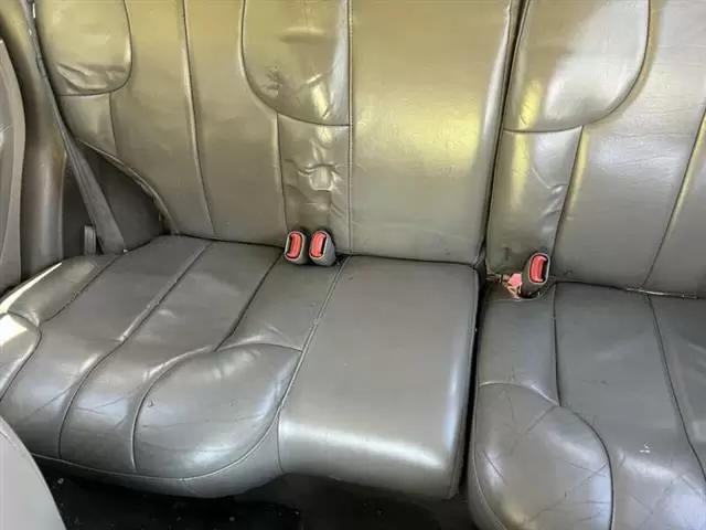 $2200 : 2000 Grand Cherokee Laredo image 10