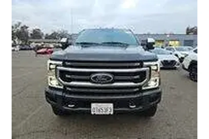 2021 F-250 Super Duty Platinum image 5