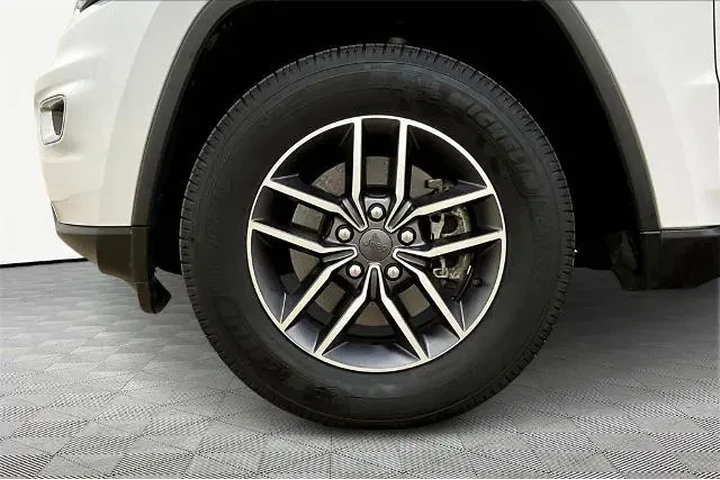 $22900 : Jeep Grand Cherokee 2021 4x4 image 9