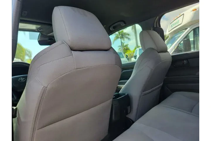 $32991 : Toyota Tacoma 2024 4x2 SR5 4 image 9