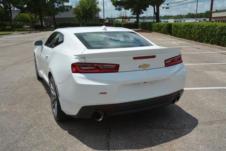 2018 Camaro LT image 9