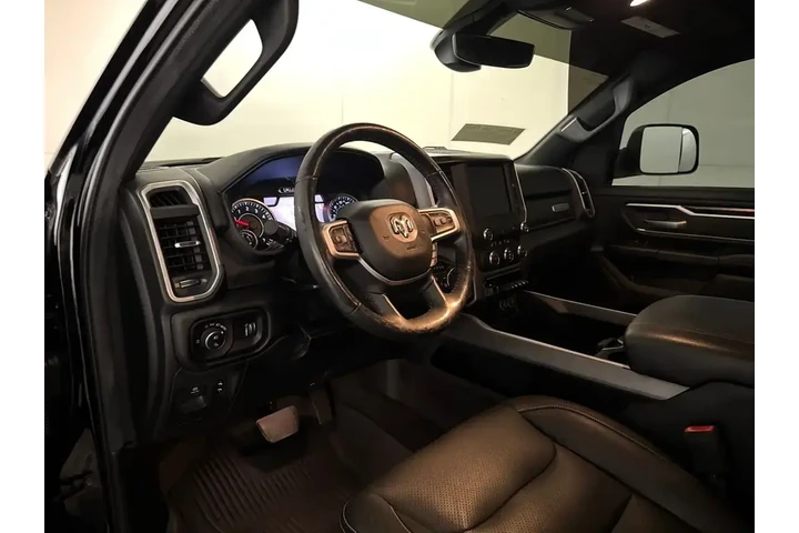 $30900 : Ram 1500 2020 4x4 Big Horn 4 image 4