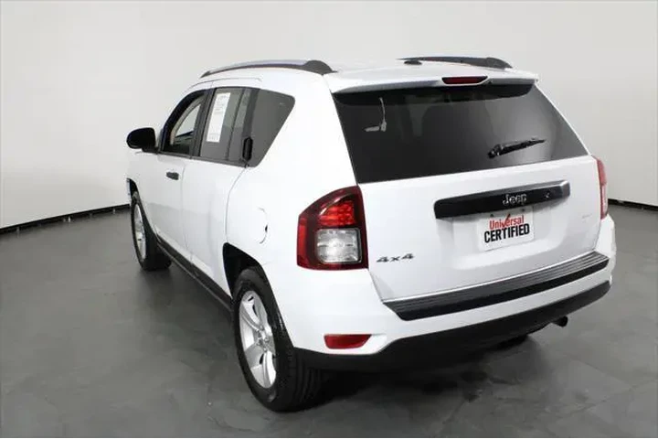 $12520 : Jeep Compass 2017 4X4 Sport image 3