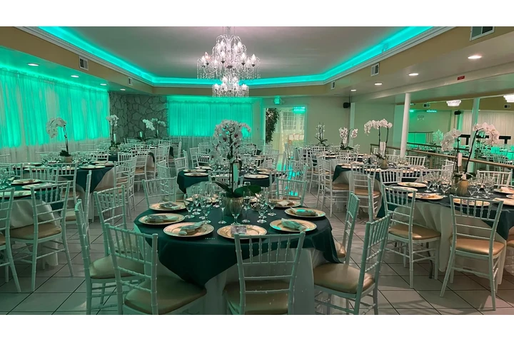 Hermoso salón de fiestas 💐🌷 image 2