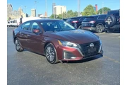 $17095 : Nissan Altima 2023 2.5 SV 4d thumbnail
