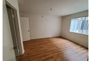 $1400 : Beautiful 1 bedroom Apt in LA thumbnail