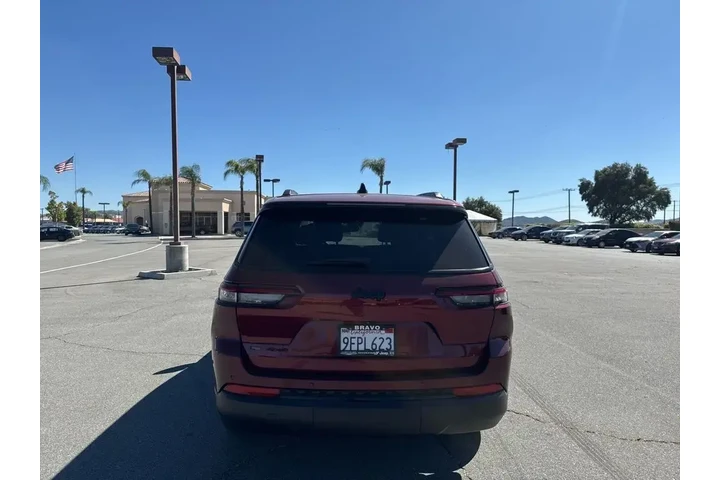 $36752 : Jeep Grand Cherokee L 2023 4 image 7