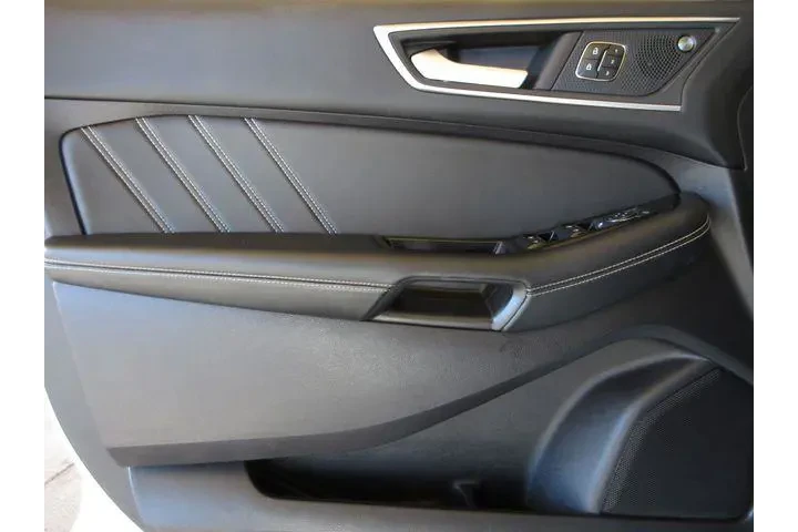 $22999 : Ford Edge 2020 AWD ST 4dr Cr image 9