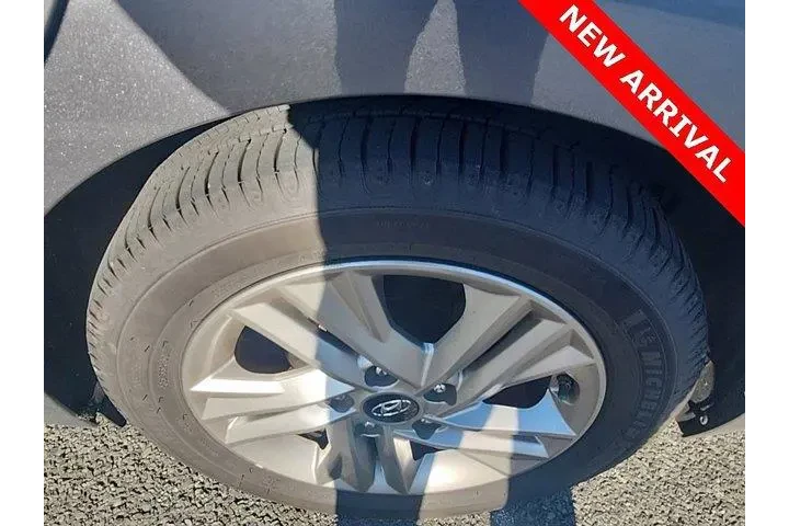 $9998 : Hyundai ELANTRA 2020 SEL 4dr image 8