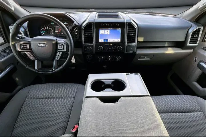 $20800 : Ford F-150 2019 4x4 XLT 4dr image 8