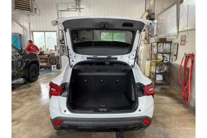 $22909 : Chevrolet Trax 2024 RS 4dr C image 6